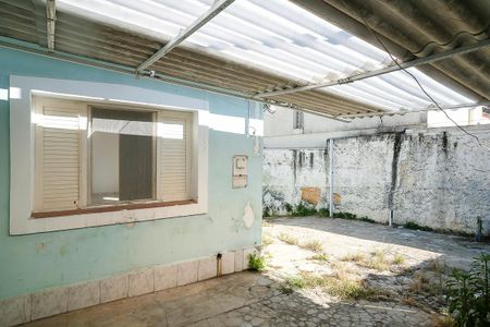 Casa à venda com 400m², 2 quartos e 5 vagasGaragem e quintal