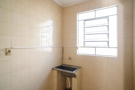 Casa à venda com 400m², 2 quartos e 5 vagasÁrea de serviço