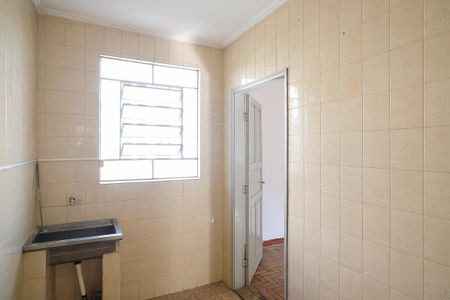 Casa à venda com 400m², 2 quartos e 5 vagasÁrea de serviço