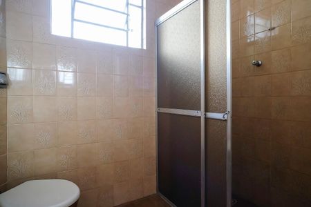 Casa à venda com 400m², 2 quartos e 5 vagasBanheiro