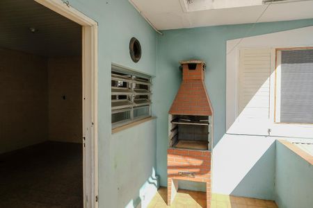 Casa à venda com 400m², 2 quartos e 5 vagasQuintal