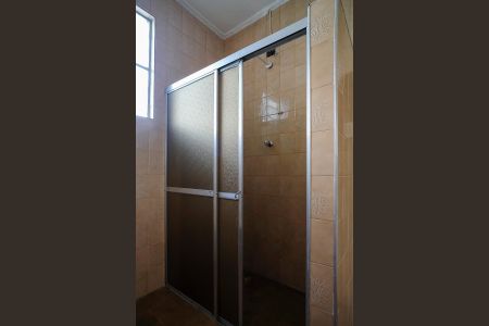 Casa à venda com 400m², 2 quartos e 5 vagasBanheiro