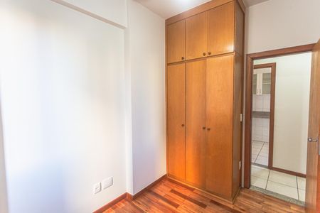 Apartamento à venda com 58m², 2 quartos e 2 vagasQuarto 1