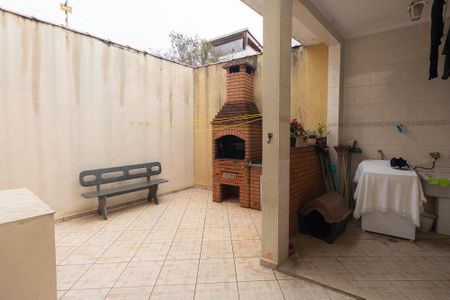 Casa à venda com 172m², 3 quartos e 2 vagas Casa à venda com 172m², 3 quartos e 2 vagasÁrea de Serviço / Churrasqueira