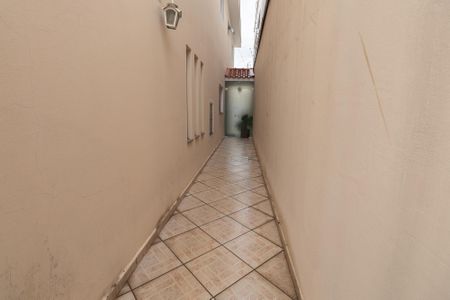 Casa à venda com 172m², 3 quartos e 2 vagas Casa à venda com 172m², 3 quartos e 2 vagasCorredor Externo