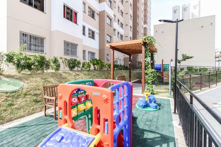 Apartamento para alugar com 43m², 2 quartos e sem vaga Apartamento para alugar com 43m², 2 quartos e sem vagaÁrea comum - Playground