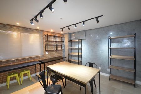 Apartamento para alugar com 43m², 2 quartos e sem vaga Apartamento para alugar com 43m², 2 quartos e sem vagaÁrea comum - Home Office