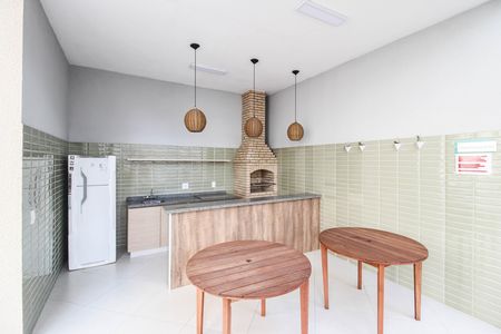 Apartamento para alugar com 43m², 2 quartos e sem vaga Apartamento para alugar com 43m², 2 quartos e sem vagaÁrea comum - Churrasqueira