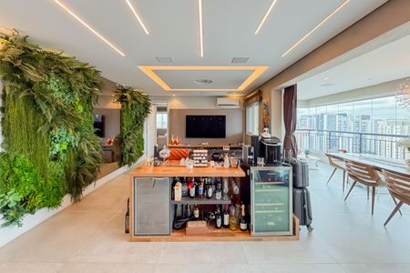 Apartamento à venda com 113m², 2 quartos e 2 vagas Apartamento à venda com 113m², 2 quartos e 2 vagasSala