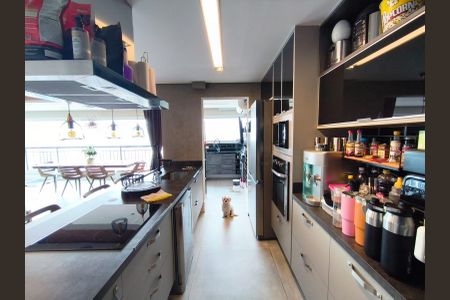 Apartamento à venda com 113m², 2 quartos e 2 vagasCozinha