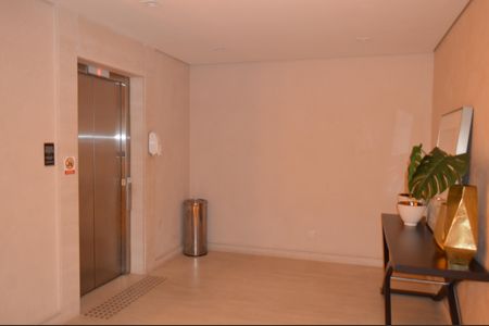 Apartamento à venda com 113m², 2 quartos e 2 vagasElevador