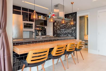 Apartamento à venda com 113m², 2 quartos e 2 vagas Apartamento à venda com 113m², 2 quartos e 2 vagasCozinha