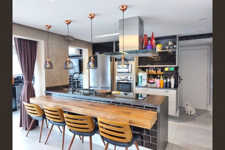 Apartamento à venda com 113m², 2 quartos e 2 vagasCozinha