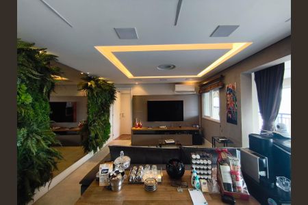 Apartamento à venda com 113m², 2 quartos e 2 vagasSala