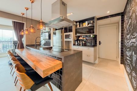 Apartamento à venda com 113m², 2 quartos e 2 vagas Apartamento à venda com 113m², 2 quartos e 2 vagasCozinha