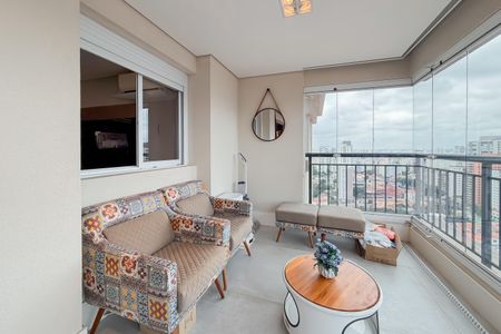 Apartamento à venda com 113m², 2 quartos e 2 vagas Apartamento à venda com 113m², 2 quartos e 2 vagasVaranda Gourmet