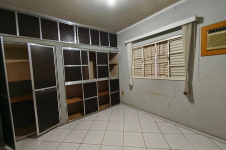 Casa à venda com 580m², 7 quartos e 3 vagas Casa à venda com 580m², 7 quartos e 3 vagasEdícula