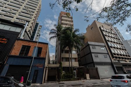 Apartamento à venda com 56m², 2 quartos e 1 vagaFachada