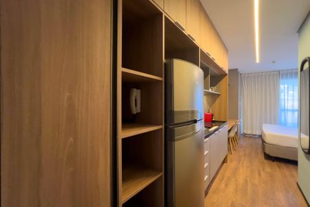 Studio para alugar com 28m², 1 quarto e sem vaga Studio para alugar com 28m², 1 quarto e sem vagaCozinha