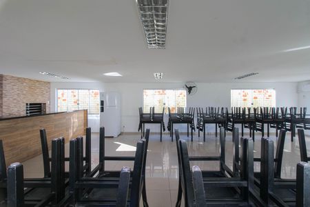 Apartamento à venda com 42m², 2 quartos e 1 vaga Apartamento à venda com 42m², 2 quartos e 1 vagaÁrea comum - Salão de festas