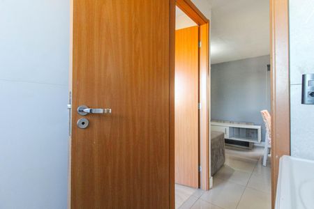 Apartamento à venda com 42m², 2 quartos e 1 vaga Apartamento à venda com 42m², 2 quartos e 1 vagaBanheiro