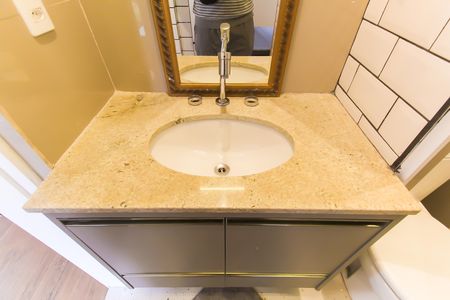 Apartamento para alugar com 61m², 2 quartos e sem vaga Apartamento para alugar com 61m², 2 quartos e sem vagaBanheiro
