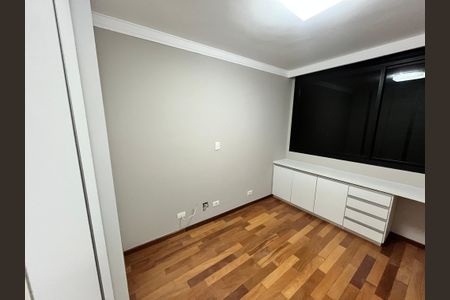Apartamento à venda com 387m², 5 quartos e 4 vagasQuarto 1