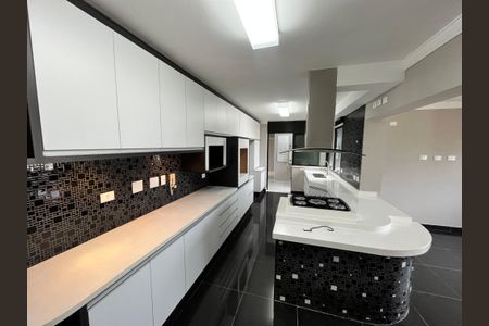 Apartamento à venda com 387m², 5 quartos e 4 vagasCozinha
