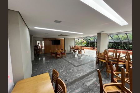 Apartamento à venda com 387m², 5 quartos e 4 vagasÁrea comum - Salão de festas