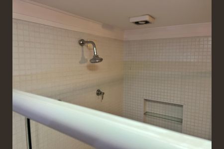 Apartamento à venda com 387m², 5 quartos e 4 vagasBanheiro da Suíte 2