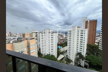 Apartamento à venda com 387m², 5 quartos e 4 vagasVaranda