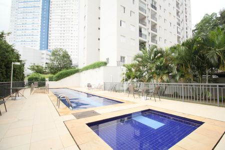 Apartamento à venda com 56m², 2 quartos e 1 vagaÁrea comum - Piscina