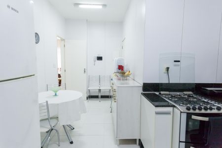 Apartamento à venda com 142m², 3 quartos e 2 vagasCozinha