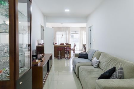 Apartamento à venda com 142m², 3 quartos e 2 vagasSala de TV