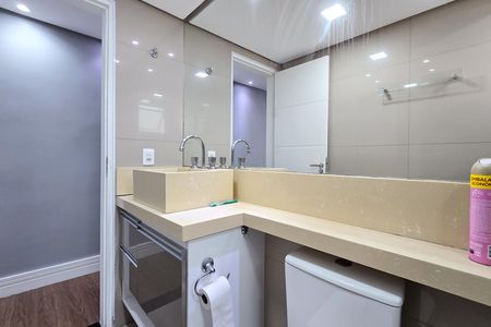 Banheiro Social de apartamento à venda com 2 quartos, 46m² em Assunção, São Bernardo do Campo