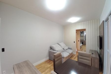 Apartamento à venda com 67m², 2 quartos e 2 vagasSala
