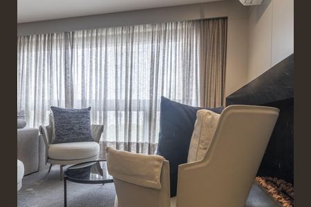 Apartamento à venda com 130m², 3 quartos e 3 vagas Apartamento à venda com 130m², 3 quartos e 3 vagasSala