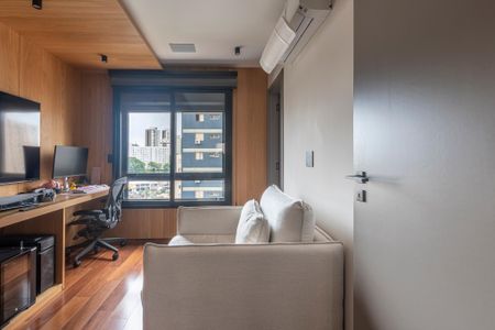 Apartamento à venda com 130m², 3 quartos e 3 vagas Apartamento à venda com 130m², 3 quartos e 3 vagasSuíte 3 - Escritório