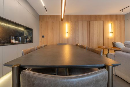 Apartamento à venda com 130m², 3 quartos e 3 vagas Apartamento à venda com 130m², 3 quartos e 3 vagasSala