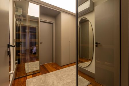Apartamento à venda com 130m², 3 quartos e 3 vagas Apartamento à venda com 130m², 3 quartos e 3 vagasSuíte 2 - Closet