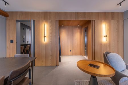 Apartamento à venda com 130m², 3 quartos e 3 vagas Apartamento à venda com 130m², 3 quartos e 3 vagasSala