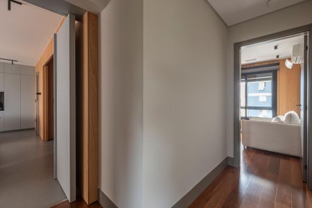 Apartamento à venda com 130m², 3 quartos e 3 vagas Apartamento à venda com 130m², 3 quartos e 3 vagasCorredor