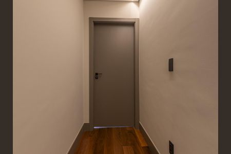 Apartamento à venda com 130m², 3 quartos e 3 vagas Apartamento à venda com 130m², 3 quartos e 3 vagasCorredor