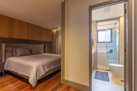 Apartamento à venda com 130m², 3 quartos e 3 vagas Apartamento à venda com 130m², 3 quartos e 3 vagasSuíte 1