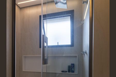 Apartamento à venda com 130m², 3 quartos e 3 vagas Apartamento à venda com 130m², 3 quartos e 3 vagasBanheiro da Suíte 1