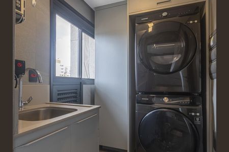 Apartamento à venda com 130m², 3 quartos e 3 vagas Apartamento à venda com 130m², 3 quartos e 3 vagasÁrea de Serviço