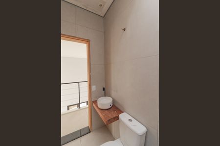 Casa de condomínio à venda com 260m², 3 quartos e 8 vagas Casa de condomínio à venda com 260m², 3 quartos e 8 vagasBanheiro