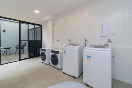 Studio à venda com 29m², 0 quarto e sem vaga Studio à venda com 29m², 0 quarto e sem vagaÁrea Comum