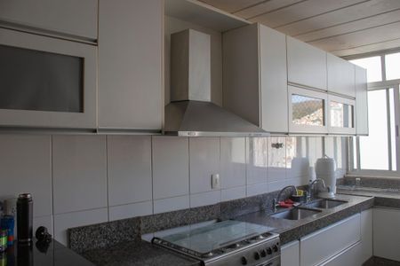 Apartamento à venda com 372m², 5 quartos e 2 vagasCozinha