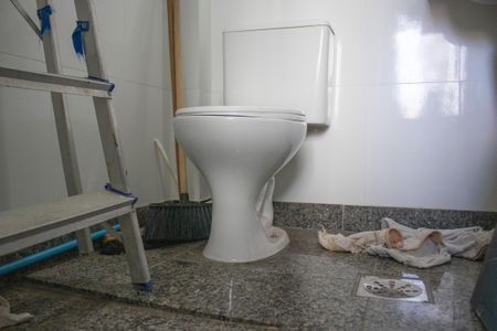 Apartamento à venda com 372m², 5 quartos e 2 vagasBanheiro de serviço